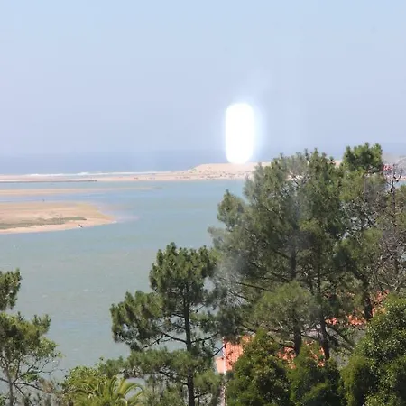 Nadadouro Ocean Breeze House Holiday home *