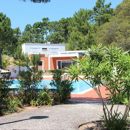 Holiday home Nadadouro Ocean Breeze House