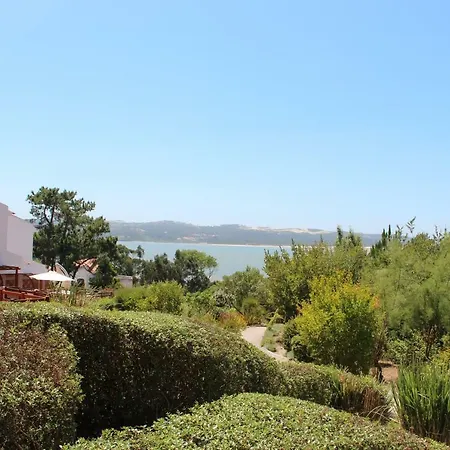 Nadadouro Ocean Breeze House Holiday home Foz do Arelho